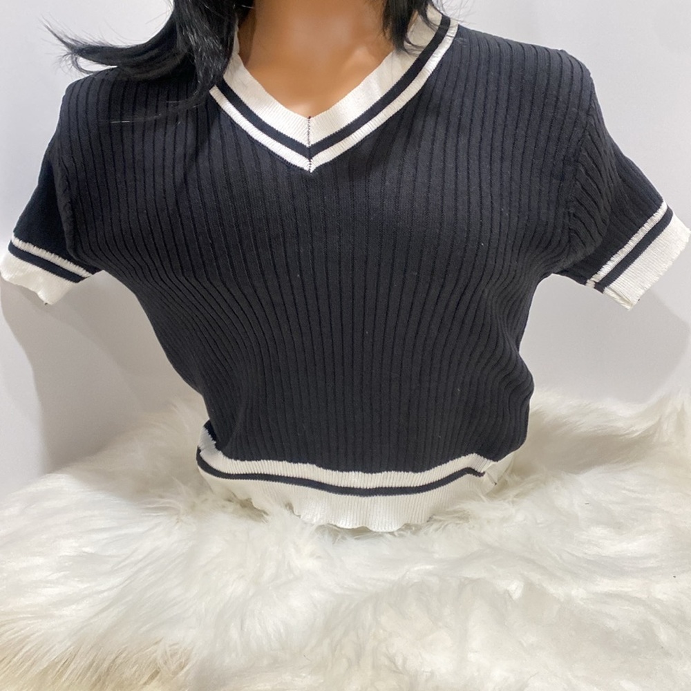 Knitted crop top Color black/ white- One Size - Picture 3 of 6